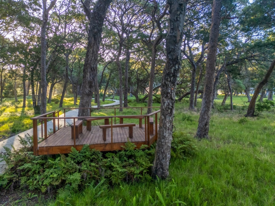  Bedroom Property for Sale in Brenton On Lake Western Cape